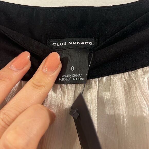NWT Club Monaco Skirt - Size 0 - Picture 5 of 8